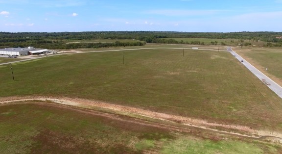 Click to read Claremore Data Center Project Advances with Major Community, Infrastructure and Public Revenue Commitments article